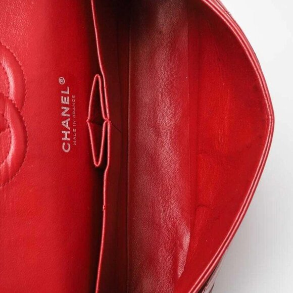 Chanel Red Quilted Patent Leather Classic Medium Double Flap Bag - Picture 4 of 9
